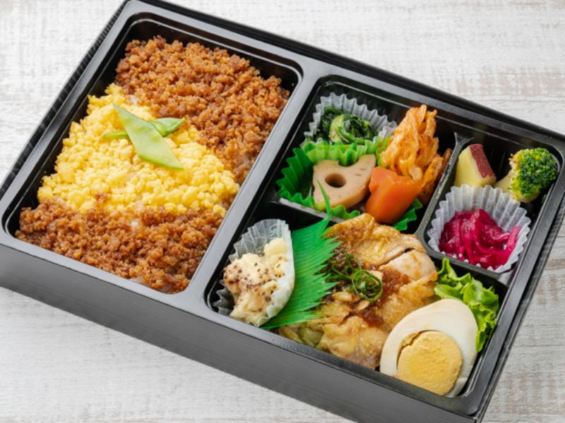 【そぼろ弁当】グリルチキン