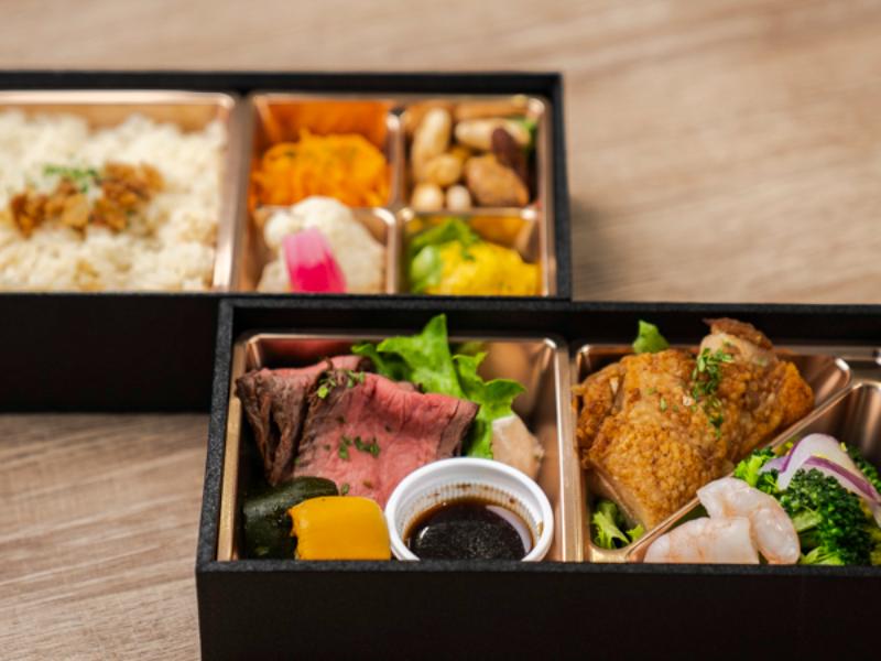 国産牛ローストビーフ＆スパイシーチキングリル