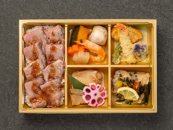 松花堂弁当「牛」