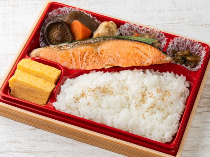 トロける炙り銀鮭の佃浅弁当