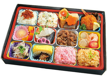 Ｎｏ．60 華の十二単（じゅうにひとえ）御膳