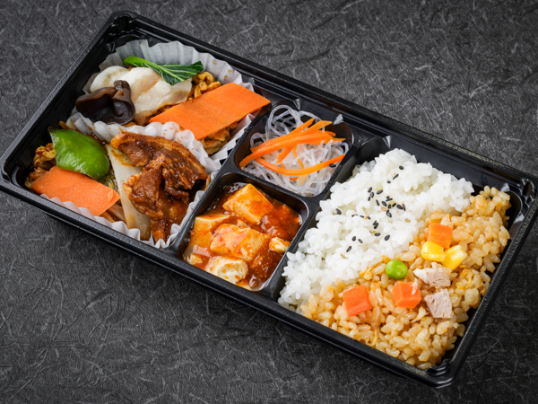 ダブルメイン炒飯弁当 ～木須肉＆回鍋肉～