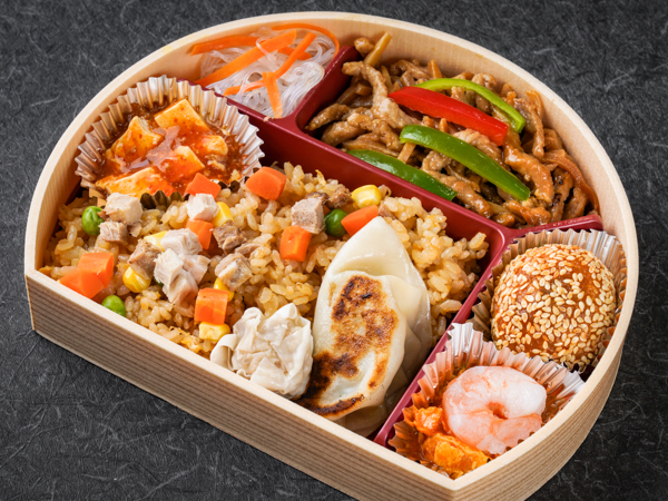 シェフ特製 青椒肉絲弁当