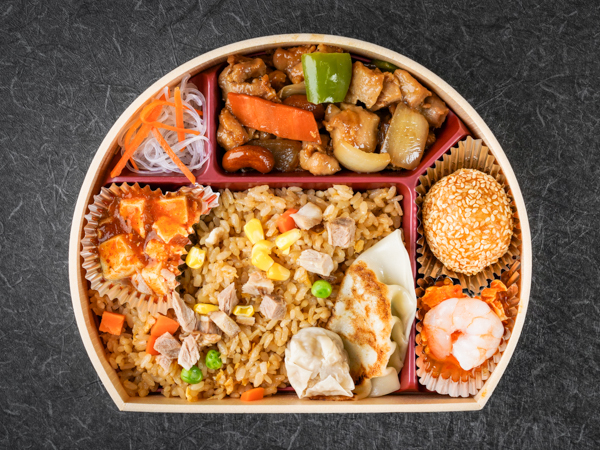 シェフ特製 鶏カシューナッツ炒め弁当