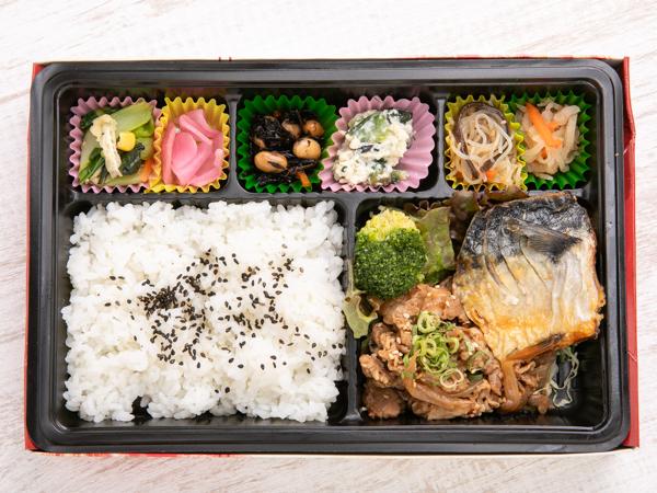 豚生姜焼き＆鯖塩焼き弁当