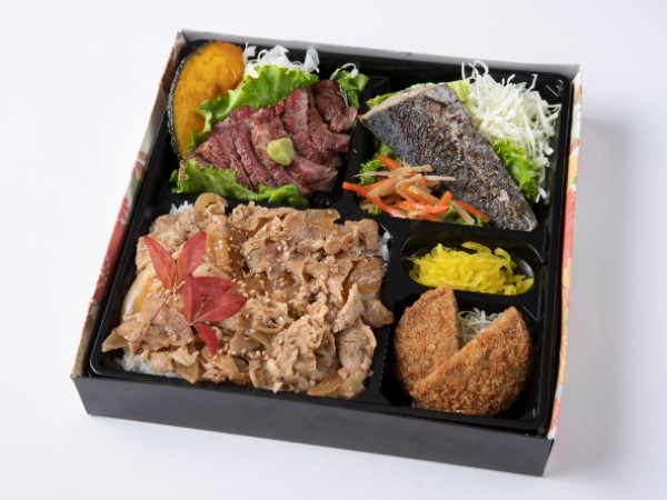 特選黒牛ステーキ・魚の塩焼き・メンチカツの焼肉カルビ重