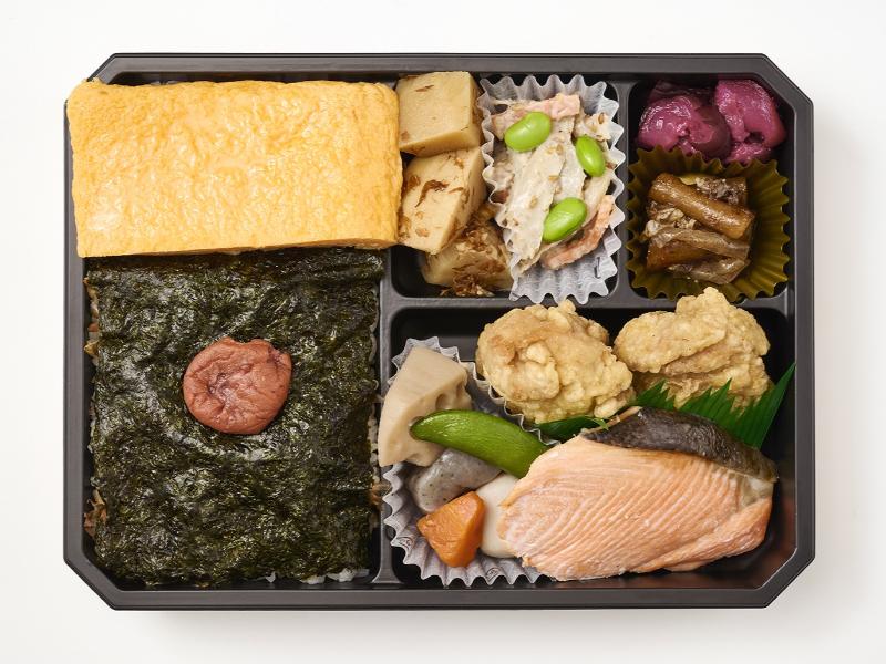 塚だまだし巻きと国産銀鮭のいろどり海苔弁当