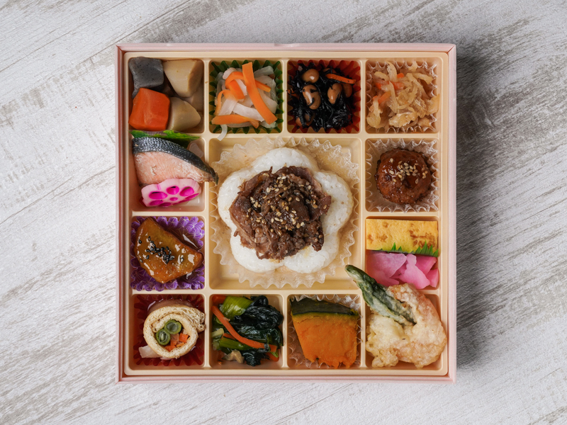 彩り菜膳 ～牛しぐれご飯～