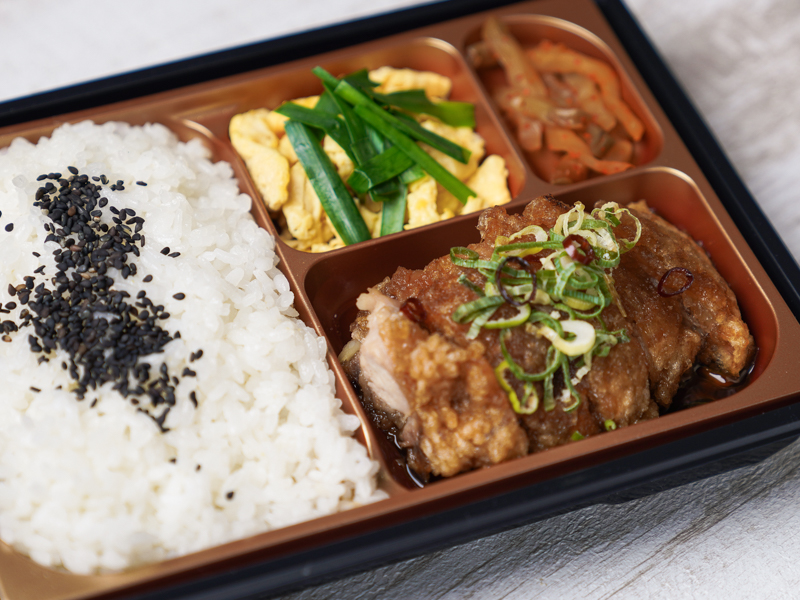 油淋鶏の中華弁当