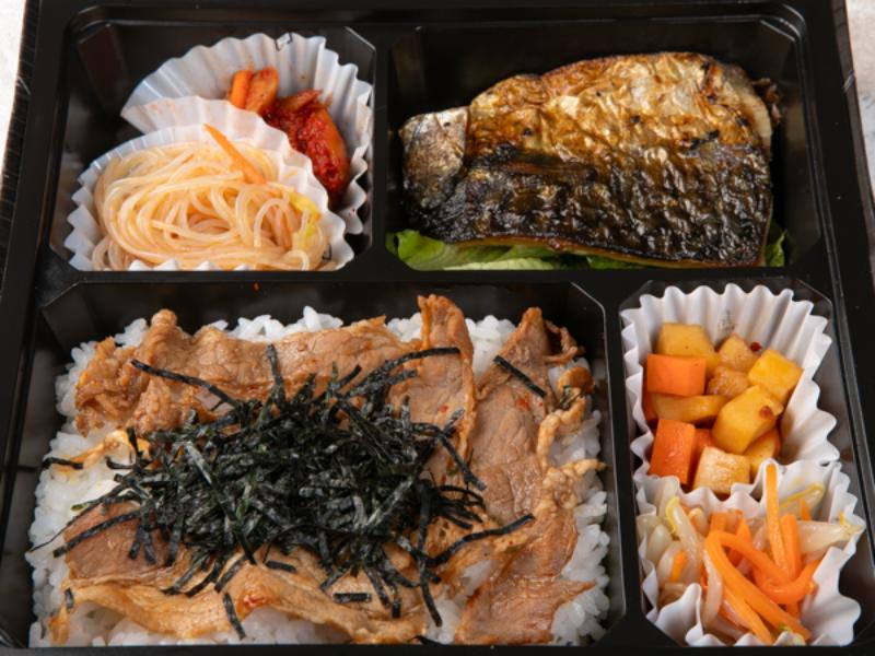 【肉×魚】豚バラの生姜ダレ焼肉＆鯖照り焼き