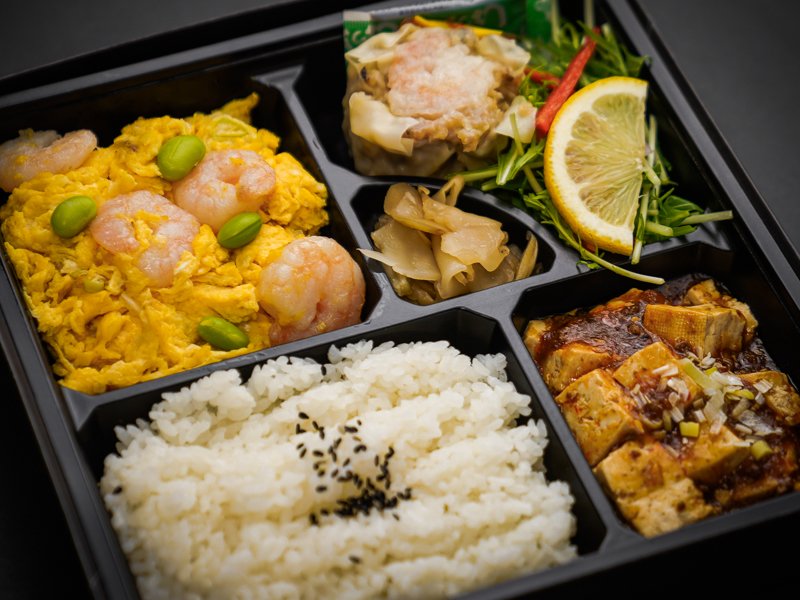 孔雀（クジャク）