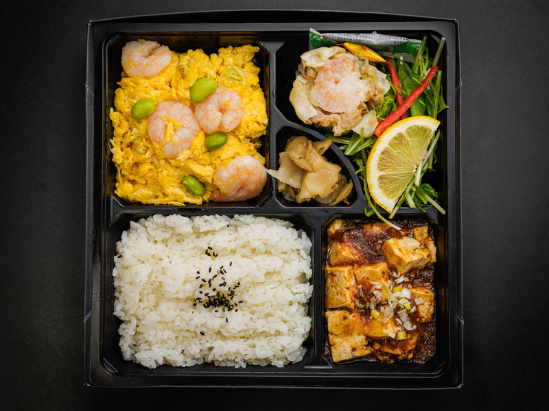 孔雀（クジャク）