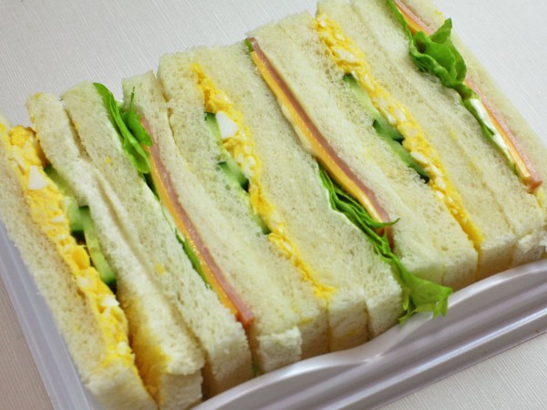 ハムチーズレタスサンド