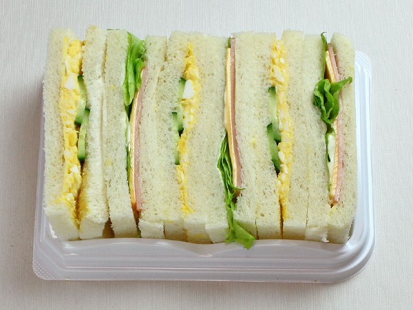 ハムチーズレタスサンド