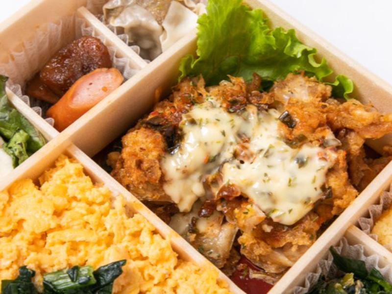 三色ご飯＆チキン南蛮弁当