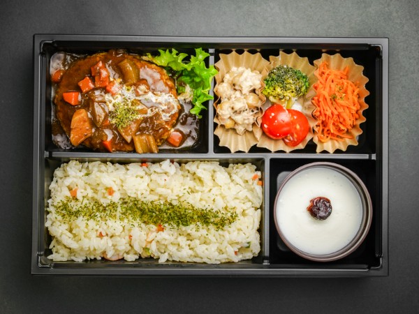 【デザート付き】特製デミグラスハンバーグ弁当