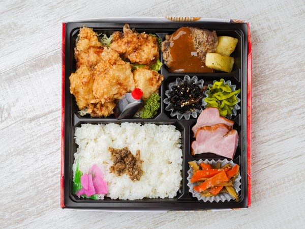 旨塩地鶏唐揚げ＆黒毛和牛手ごねハンバーグステーキ弁当