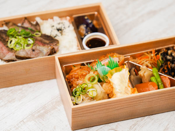 厳選牛ステーキと鶏の南蛮二段重