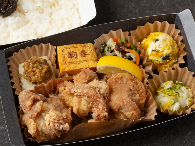 二段折箱弁当 鶏ももの和風から揚げ