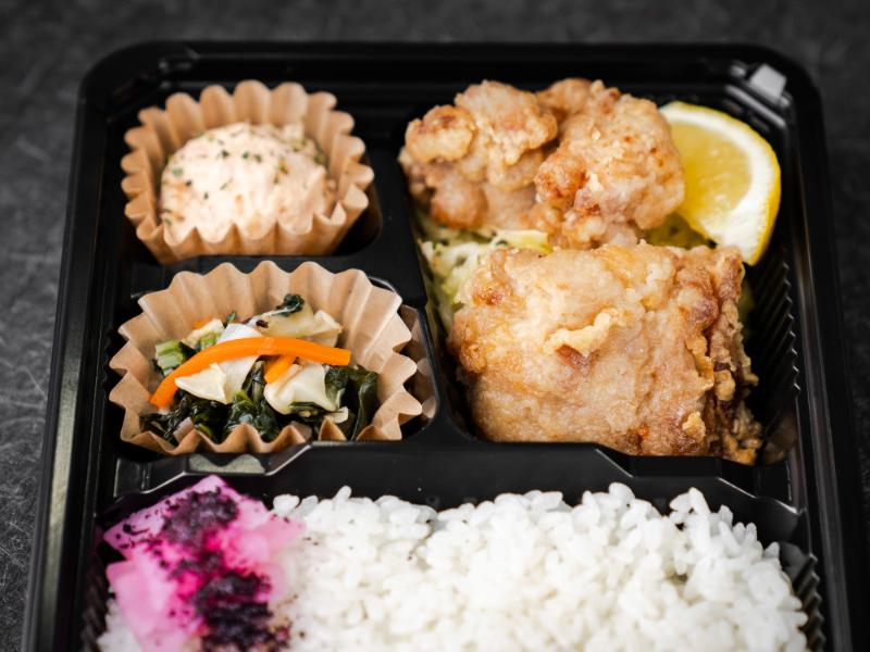 桜 鶏ももの和風から揚げ