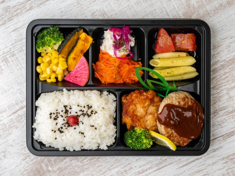 Deli弁当 フライドチキン＆BBQハンバーグ