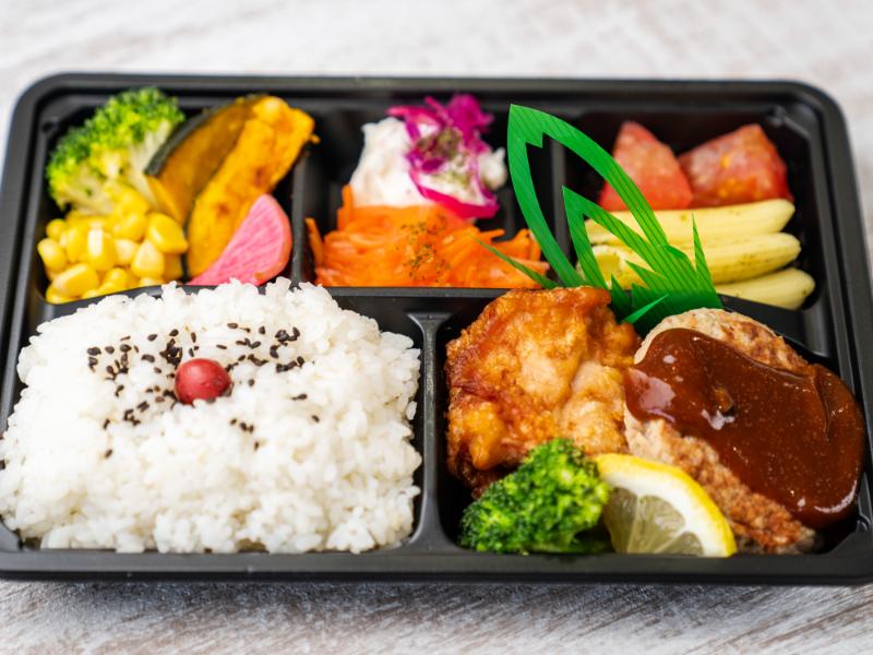 Deli弁当 フライドチキン＆BBQハンバーグ