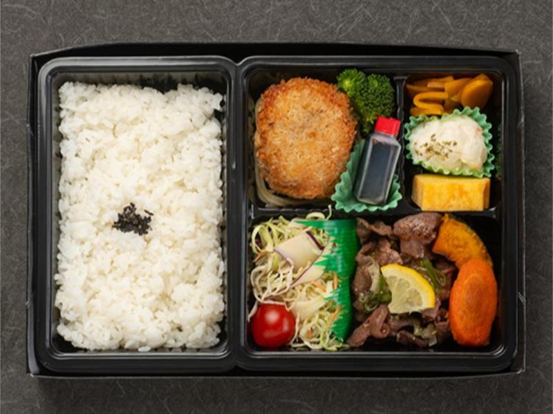 【贅沢ダブルメイン】黒毛和牛メンチかつとネギ塩ほっぺ弁当