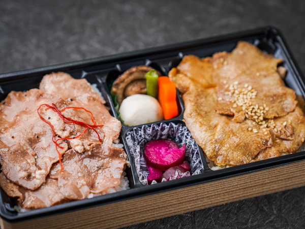 （新）牛たん丼たれと塩のＷ弁当