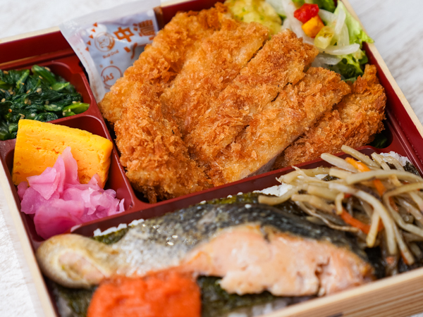 豚ロースかつ海苔幕の内