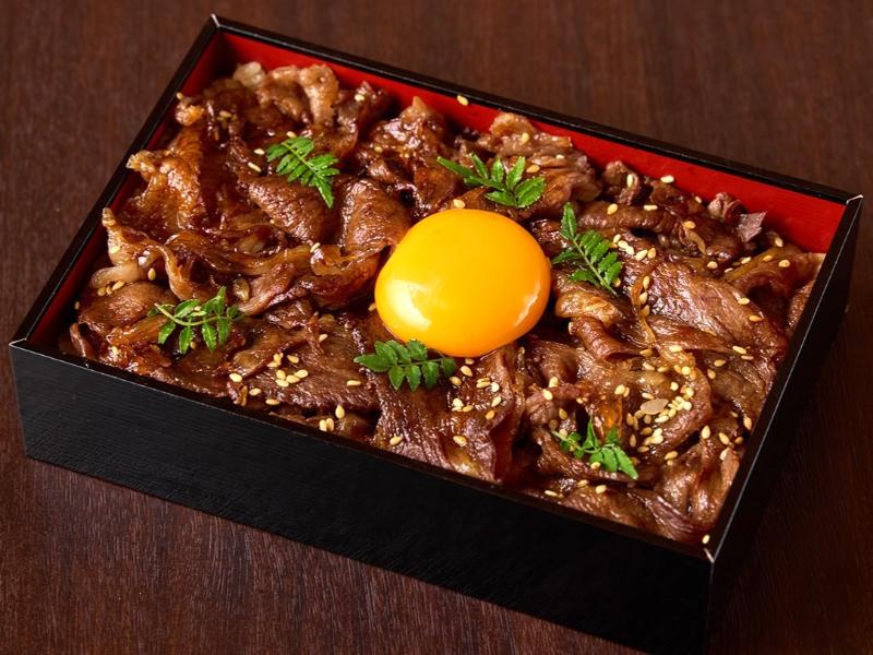 A5仙台牛 肩ロースのすき焼き重（東京限定商品）