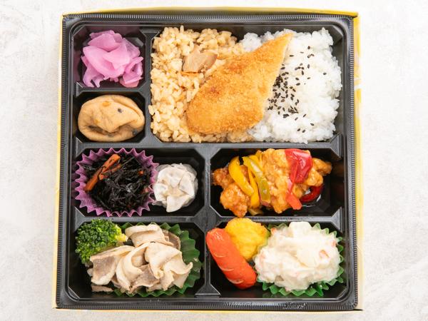 あっさり豚しゃぶと唐揚と野菜の甘酢餡かけ弁当