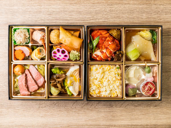 【5日前締切り】旬のコース御膳 2段8升（和牛、鮑、フカヒレ姿煮込み、鮮魚）