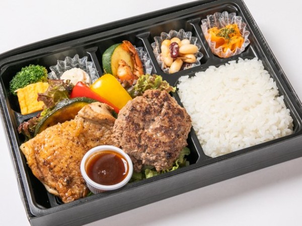 和牛ハンバーグ&若鶏のグリル