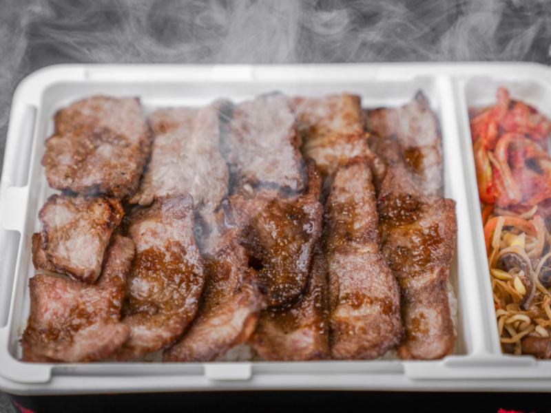 【温まる】黒毛和牛　焼肉弁当