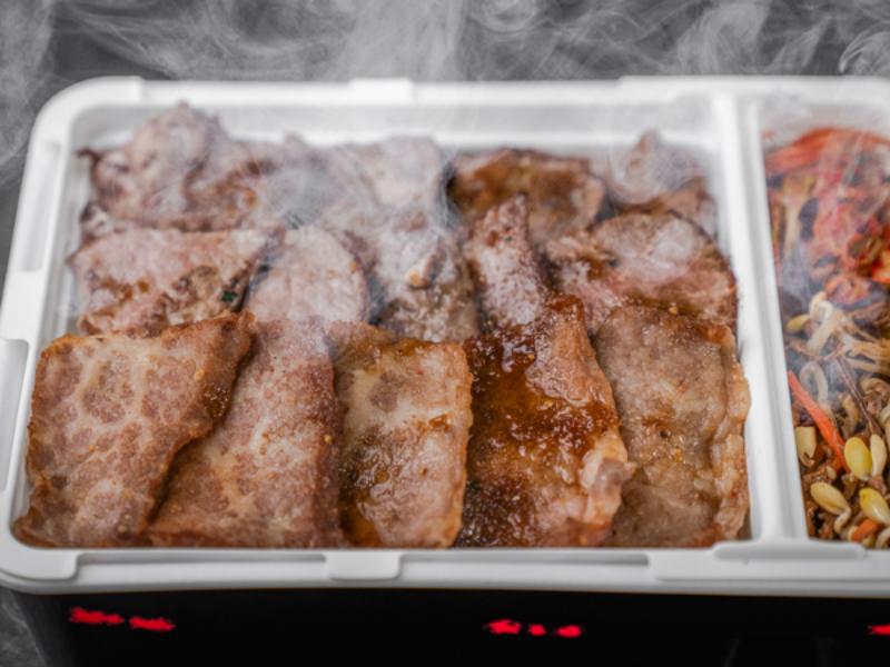 【温まる】黒毛和牛　上焼肉弁当