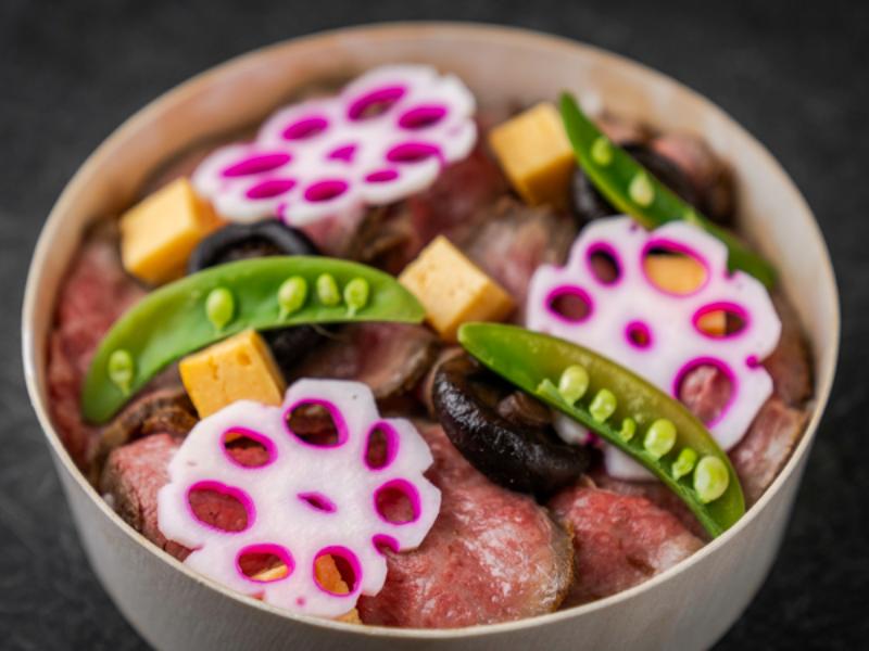 黒毛和牛ローストビーフちらし寿司