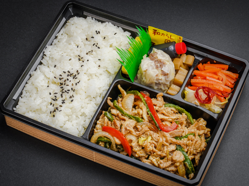 青椒肉絲弁当