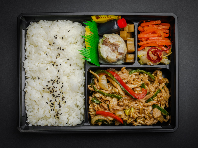 青椒肉絲弁当