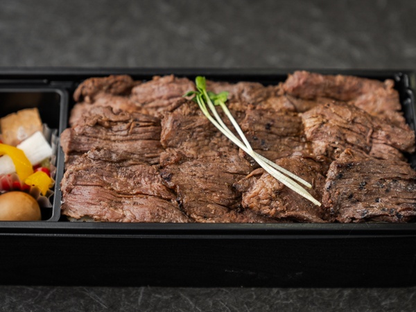 特選 炭火焼 ハラミステーキ重