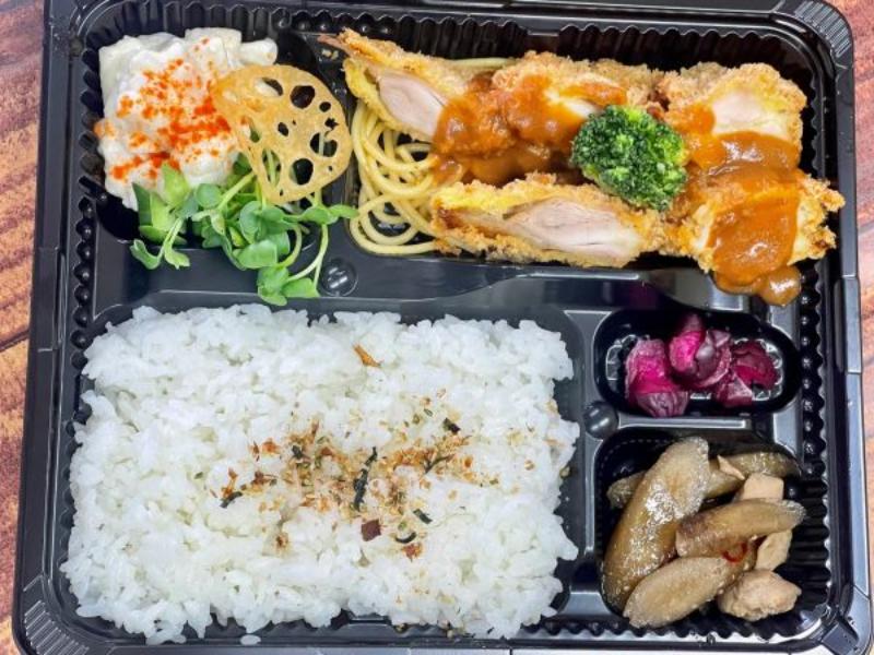 チキンカツ弁当