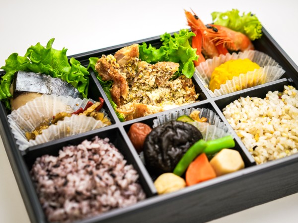 鶏もも肉の香草パン粉焼き