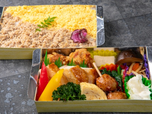 鶏の唐揚げ×鶏の照り焼き弁当