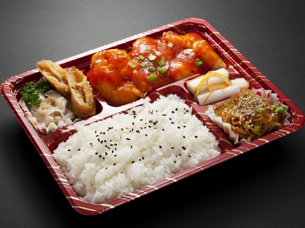 本格中華弁当 岸辺の職人