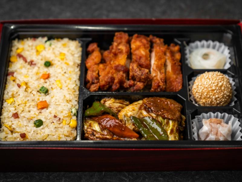 ガッツリ御膳（油淋鶏・回鍋肉）