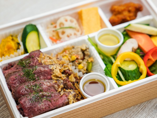濃～い野菜と国産牛のランイチステーキ弁当