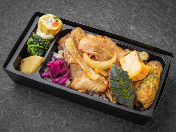 十五穀米 三元豚の生姜焼き