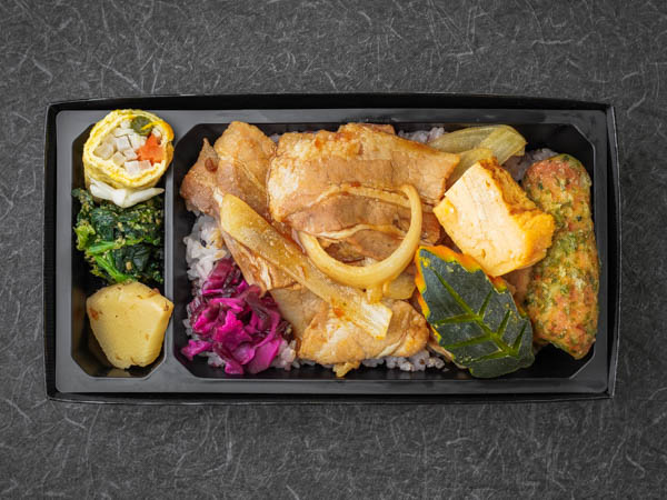 十五穀米 三元豚の生姜焼き