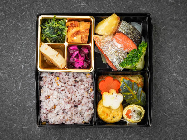 4升7種 銀鮭の炙り焼き