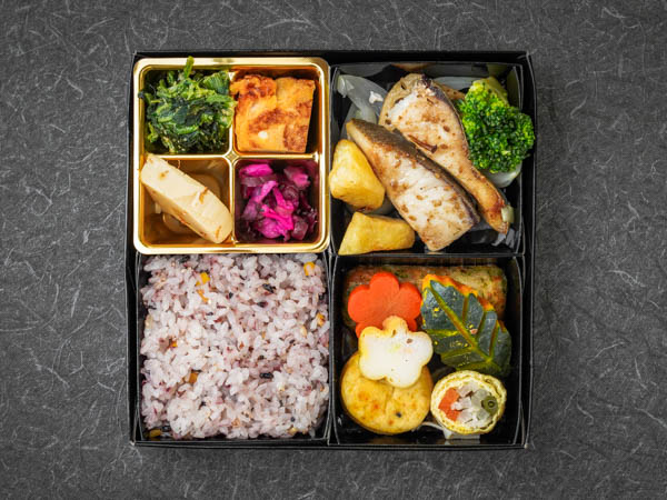 4升7種 銀ヒラスの西京味噌焼き