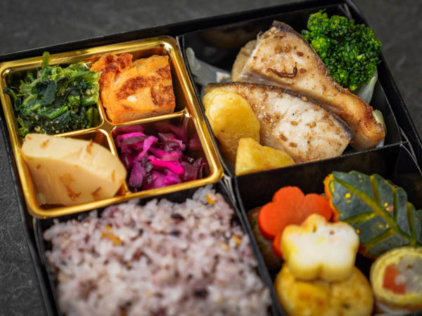 4升7種 銀ヒラスの西京味噌焼き